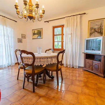 Villino La Tezzia Apartment *